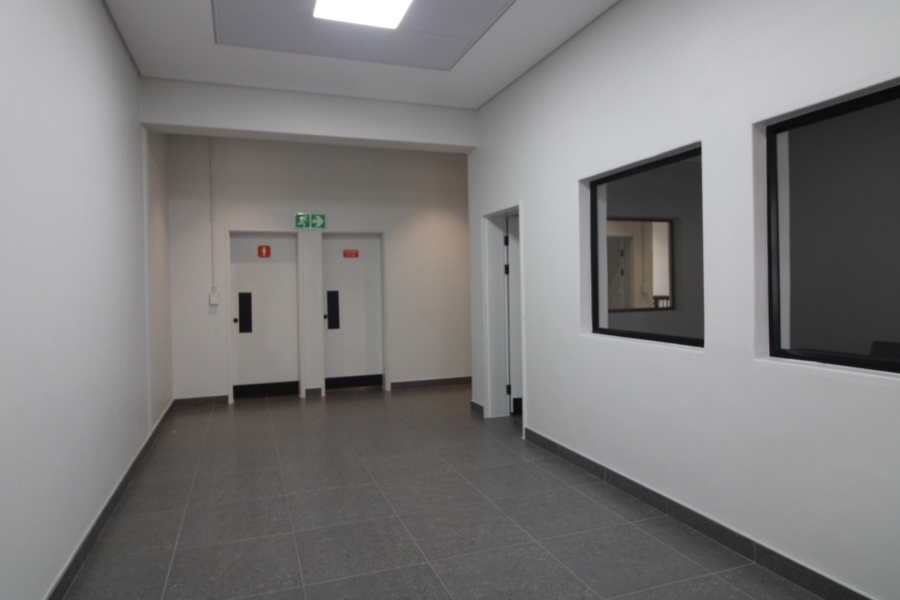 To Let Commercial Property for Rent in Maitland Western Cape